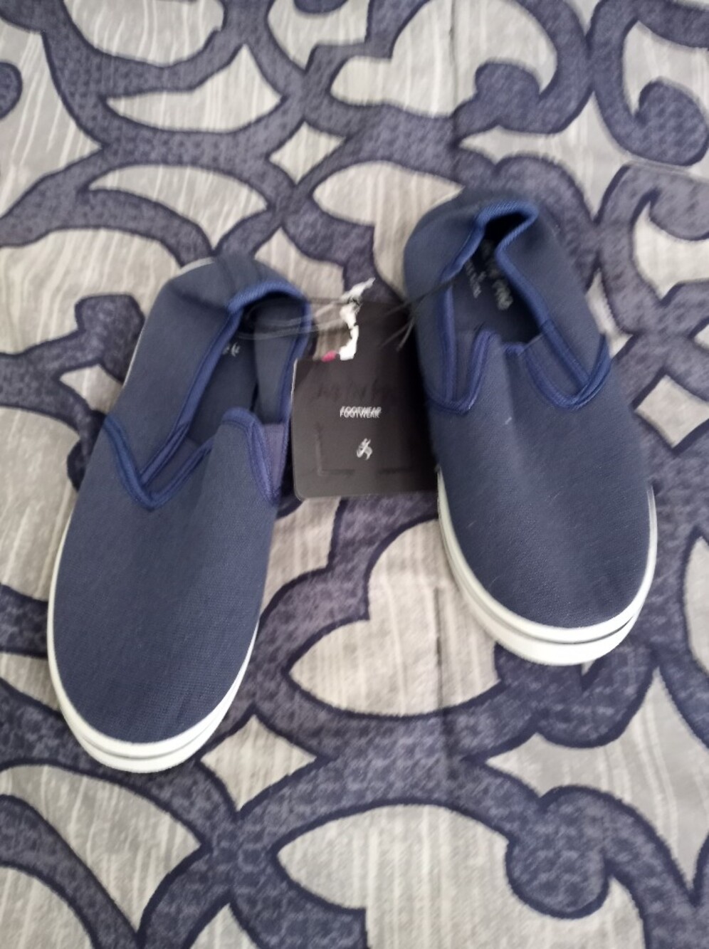 👠NWT ACTIV PRO Flats👠